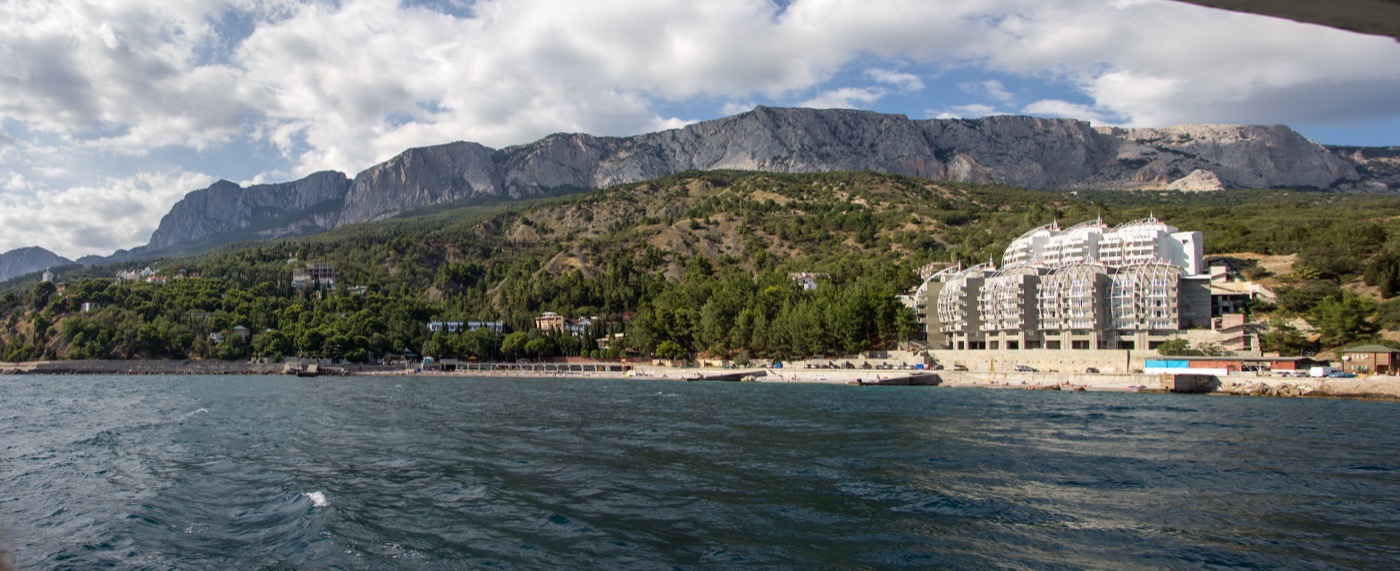 Панорама Южного берега Крыма